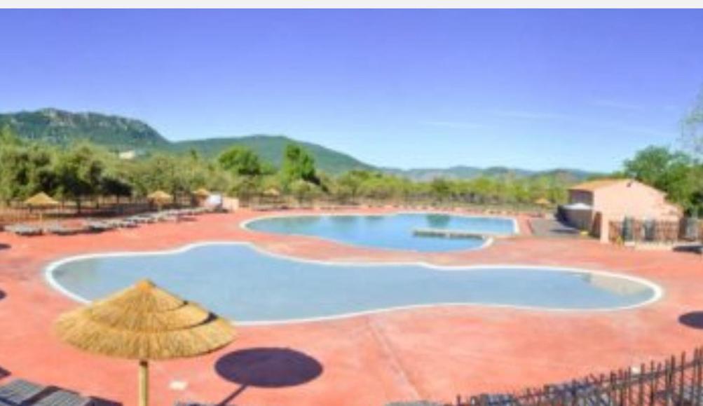 Bungalow Les Ruffes Du Salagou Clermont-lʼHérault Dış mekan fotoğraf