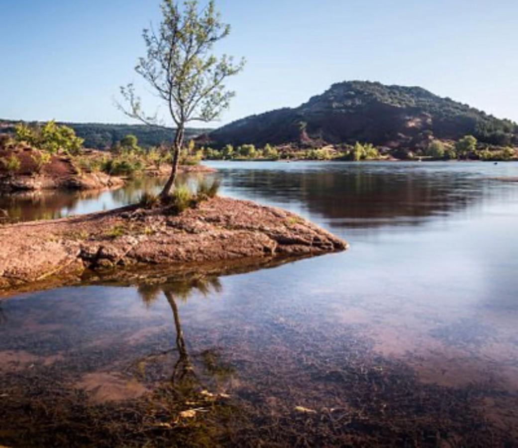 Bungalow Les Ruffes Du Salagou Clermont-lʼHérault Dış mekan fotoğraf